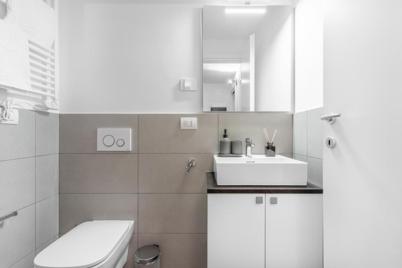 Apartamento Modern With Terrace & Garage By Ndp Rent Milán Exterior foto